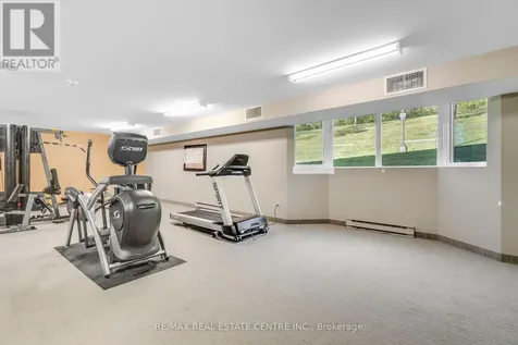 35 Green Valley Drive Kitchener ON N2P 2A5