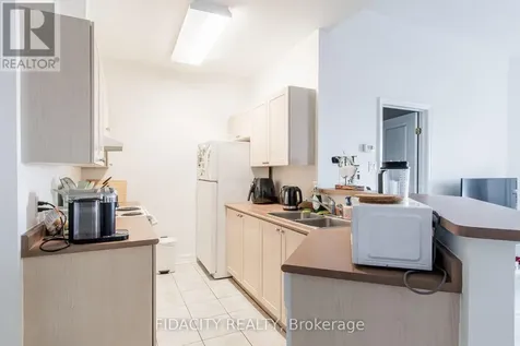 310 Central Park Drive Ottawa ON K2C 4G4