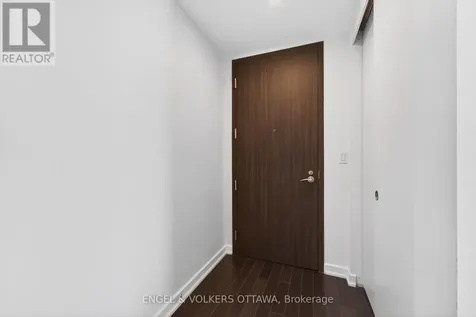 300 Lisgar Street Ottawa ON K2P 0E2