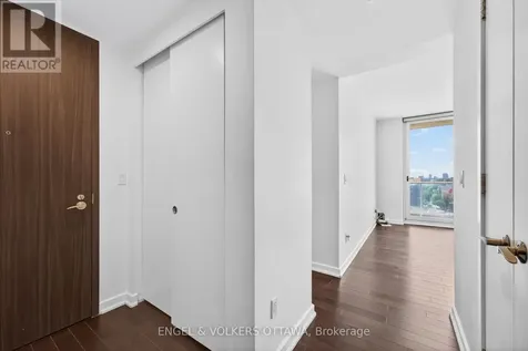 300 Lisgar Street Ottawa ON K2P 0E2