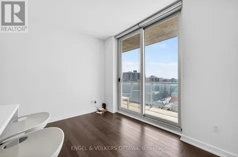 300 Lisgar Street Ottawa ON K2P 0E2