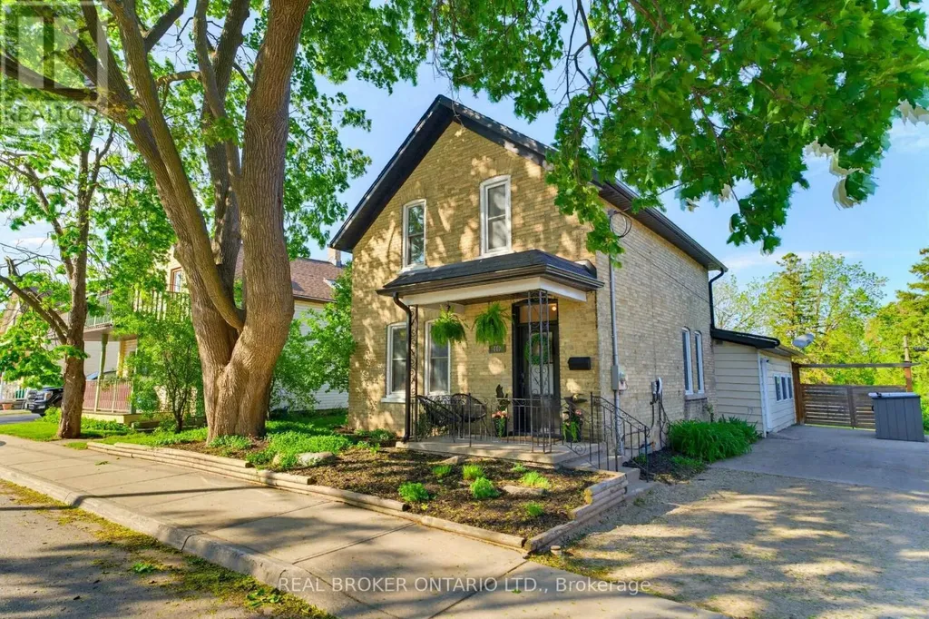 440 Duke Street West Kitchener ON N2H 3Y8