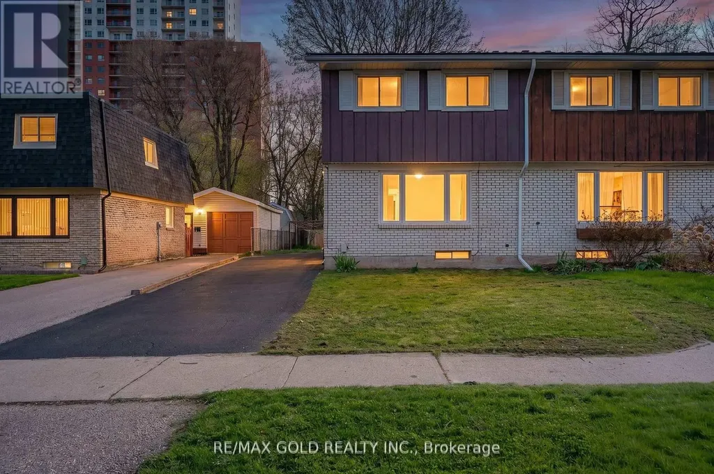281 Morgan Avenue Kitchener ON N2A 2M7