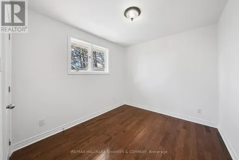 9 Evans Drive Whitchurch-stouffville ON L4A 2Y4