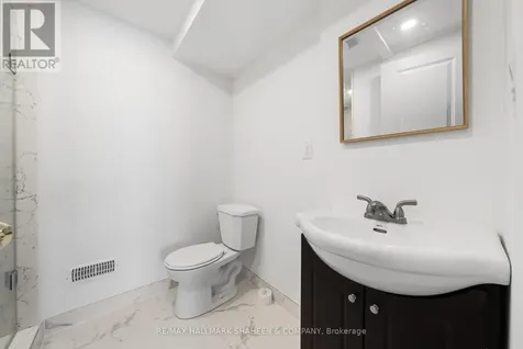 9 Evans Drive Whitchurch-stouffville ON L4A 2Y4