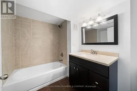 9 Evans Drive Whitchurch-stouffville ON L4A 2Y4