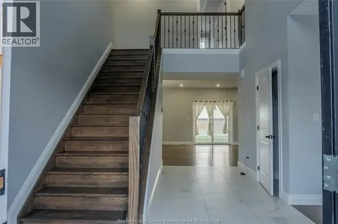 74 Dundee Drive Chatham ON N7M 0S8