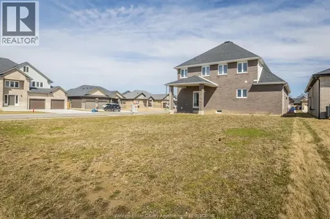 74 Dundee Drive Chatham ON N7M 0S8