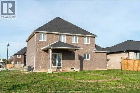74 Dundee Drive Chatham ON N7M 0S8