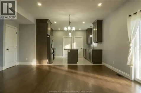 74 Dundee Drive Chatham ON N7M 0S8