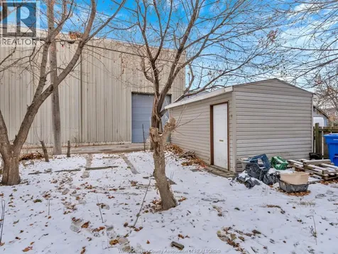944 Maisonville Windsor ON N8Y 3R9