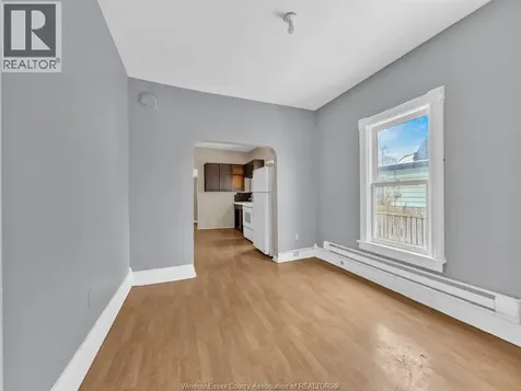 944 Maisonville Windsor ON N8Y 3R9