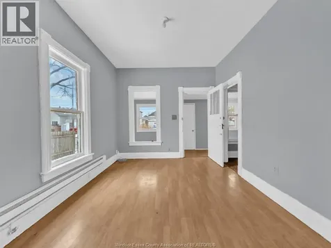 944 Maisonville Windsor ON N8Y 3R9