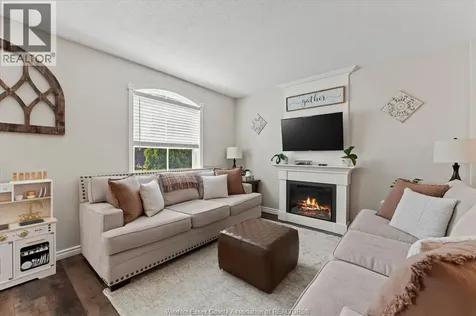 50 Tennessee Crescent Amherstburg ON N9V 3S4