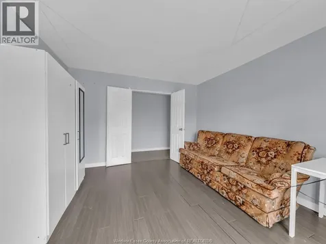 531 Mill Street Windsor ON N9C 2R7