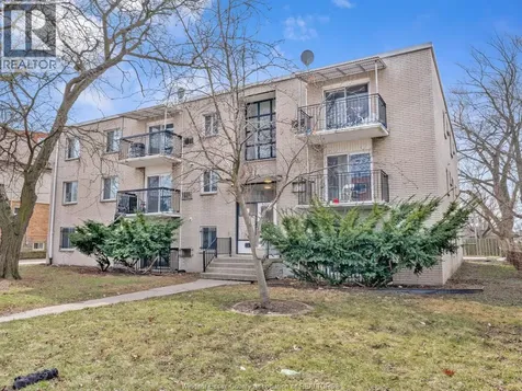 531 Mill Street Windsor ON N9C 2R7