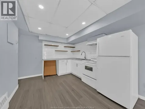 531 Mill Street Windsor ON N9C 2R7