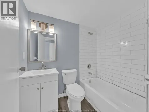 531 Mill Street Windsor ON N9C 2R7