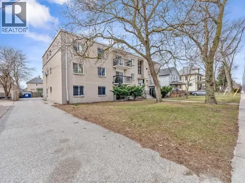531 Mill Street Windsor ON N9C 2R7