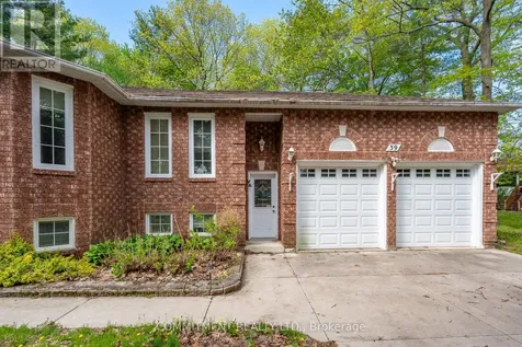 39 Downer Crescent Wasaga Beach ON L9Z 1C3