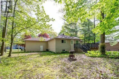39 Downer Crescent Wasaga Beach ON L9Z 1C3