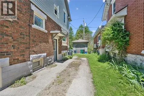 74 Homewood Avenue Kitchener ON N2M 1W9