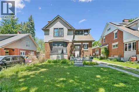 74 Homewood Avenue Kitchener ON N2M 1W9