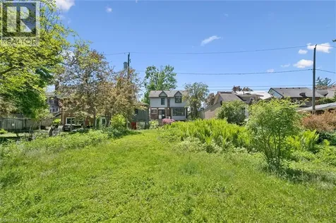 74 Homewood Avenue Kitchener ON N2M 1W9
