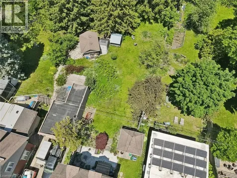74 Homewood Avenue Kitchener ON N2M 1W9