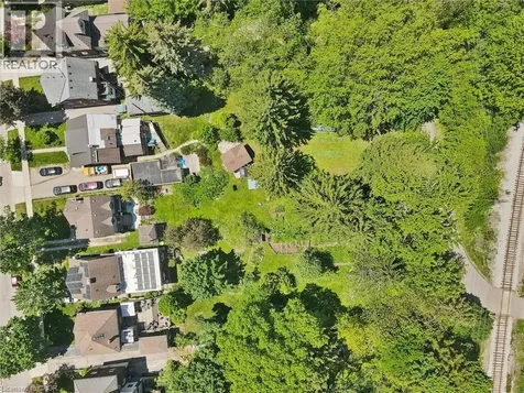 74 Homewood Avenue Kitchener ON N2M 1W9