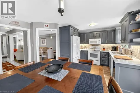 3753 Densbury Drive Mississauga ON L5N 6Z2