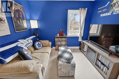 3753 Densbury Drive Mississauga ON L5N 6Z2