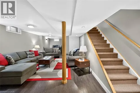 3753 Densbury Drive Mississauga ON L5N 6Z2