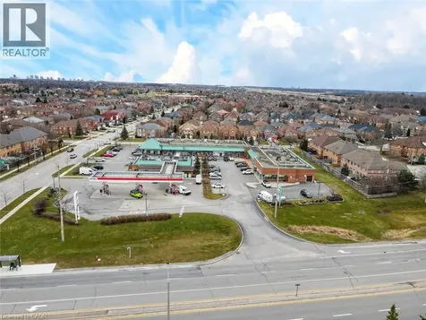 3753 Densbury Drive Mississauga ON L5N 6Z2