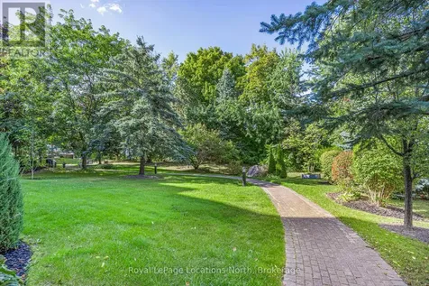 4 Briar Hill Heights New Tecumseth ON L9R 1Z7