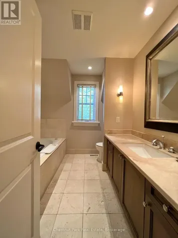 301 Emerald Hills Court Seguin ON P0C 1H0