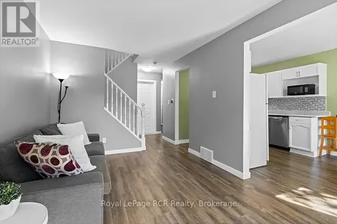 2512 8th Avenue A Avenue East Owen Sound ON N4K 6W5