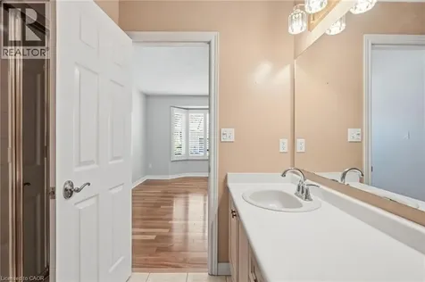 590 8 Highway Stoney Creek ON L8G 5G4