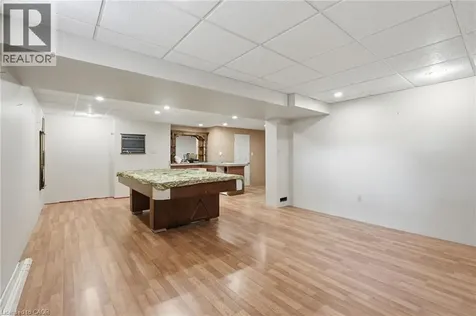 590 8 Highway Stoney Creek ON L8G 5G4