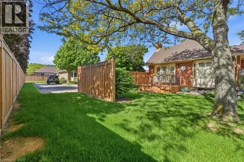 590 8 Highway Stoney Creek ON L8G 5G4