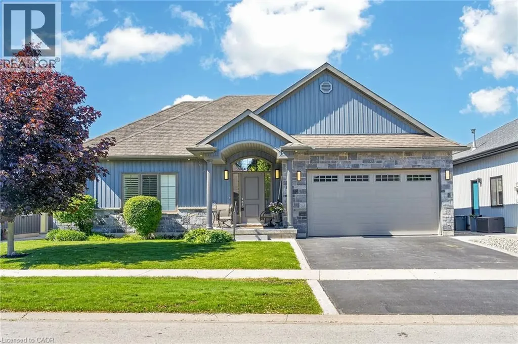 58 Postma Drive Dunnville ON N1A 0B2