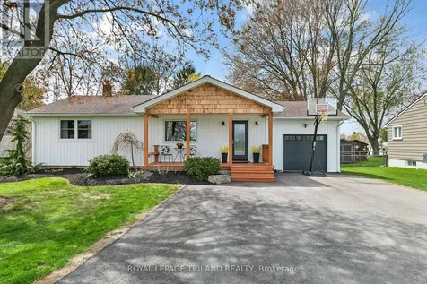 298 Sunset Drive Central Elgin ON N5R 3C5