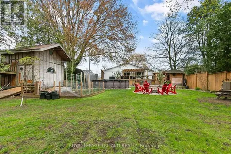 298 Sunset Drive Central Elgin ON N5R 3C5