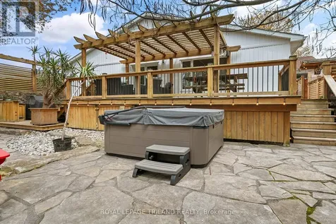 298 Sunset Drive Central Elgin ON N5R 3C5