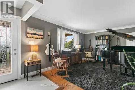 298 Sunset Drive Central Elgin ON N5R 3C5