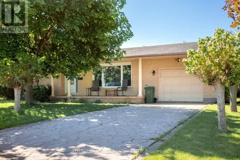 8 Croatia Court St. Thomas ON N5R 5P6