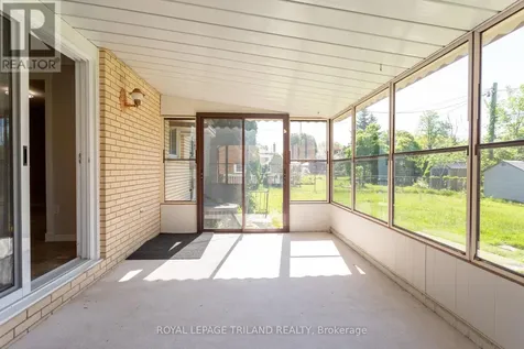 8 Croatia Court St. Thomas ON N5R 5P6