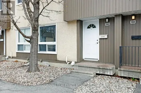 1562 Lassiter Terrace Ottawa ON K1J 8N4