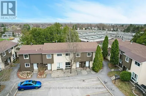 1562 Lassiter Terrace Ottawa ON K1J 8N4