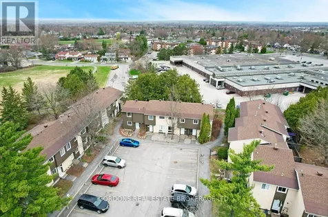 1562 Lassiter Terrace Ottawa ON K1J 8N4